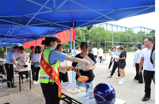 普洱学院开展2024年春季学期末校园安全主题宣传活动